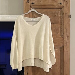 She + Sky Cream V-Neck Sweater